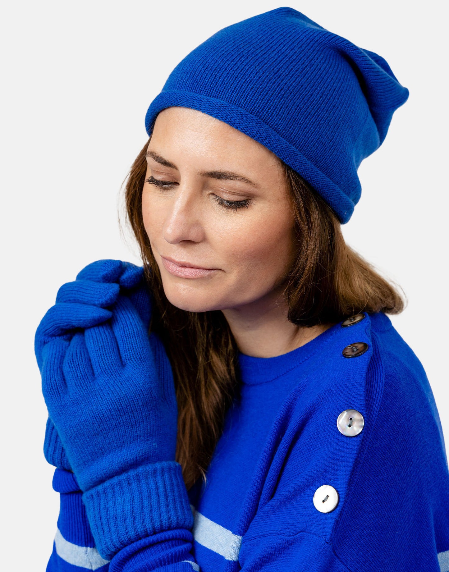 Frenchie Blue Cashmere beanie